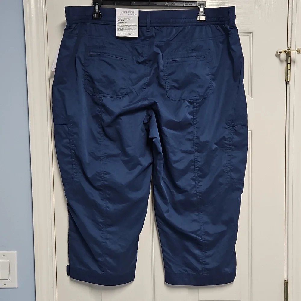 Westbound Parachute‎ Crop Mid Rise Relaxed Leg Pants: Color- Blue: Size- 20W